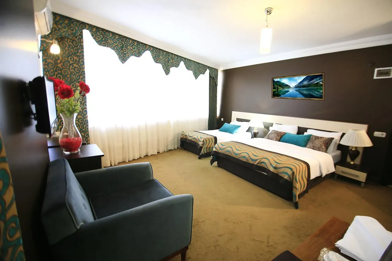 Cevik Palace Otel Antalya 2*,
